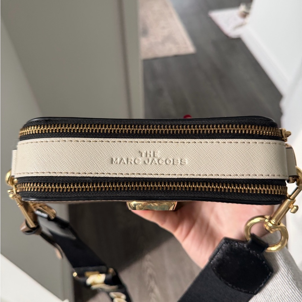 Marc Jacob’s Snapshot bag - Picture 3 of 6
